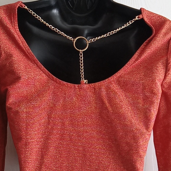 Derek Heart | Orange Red Metallic Crop Top - Picture 4 of 8
